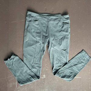 🌟 Athleta Leggings with Pockets